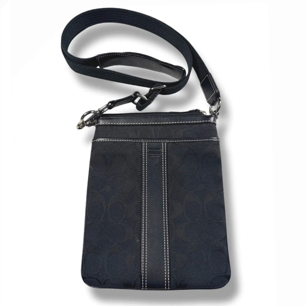 Coach‎ Signature C Black Canvas Leather Trim Crossbody Bag Purse Swingpack Retro